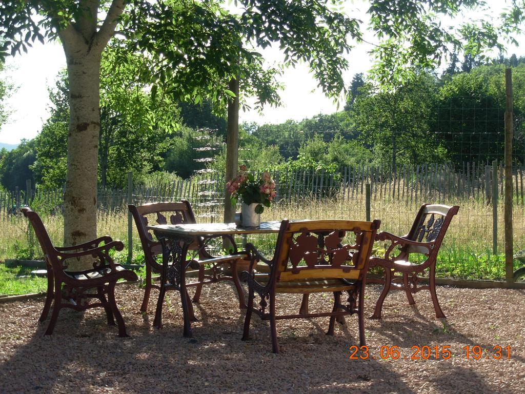 Le Jardin Des Pierres Brunes Saint-Jean-des-Ollières Buitenkant foto